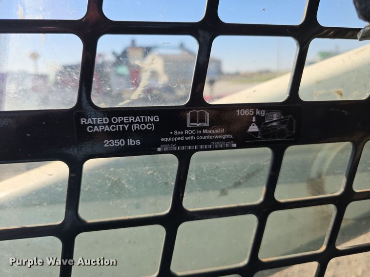 image for item DO5534 2015 Bobcat T650 tracked skid steer loader