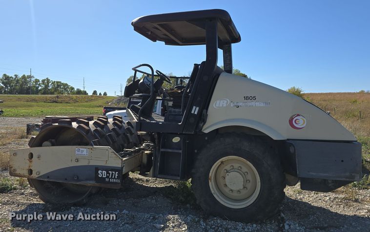 image for item DO5538 2006 Ingersoll Rand SD77F Series TF single drum vibratory roller