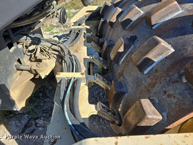 image for item DO5538 2006 Ingersoll Rand SD77F Series TF single drum vibratory roller