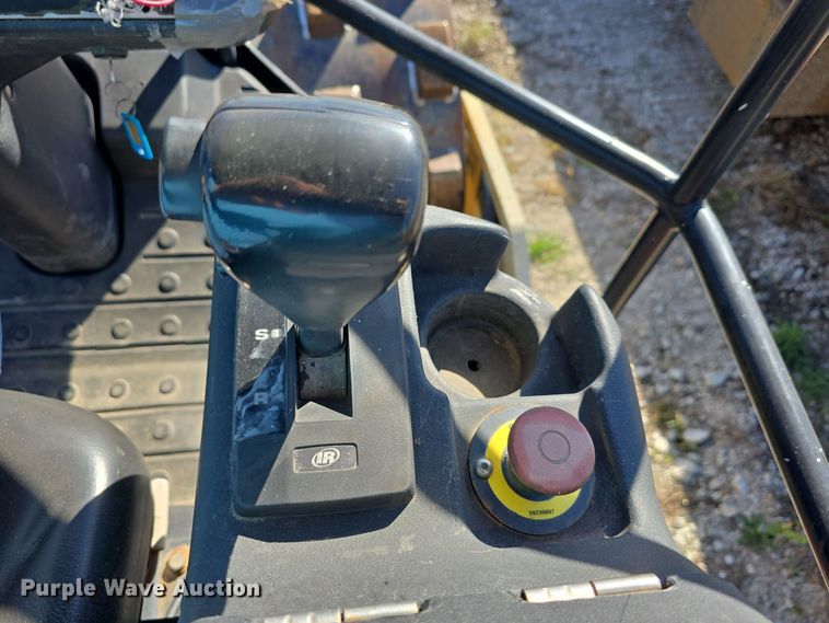 image for item DO5538 2006 Ingersoll Rand SD77F Series TF single drum vibratory roller