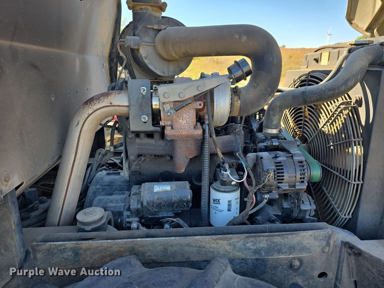 image for item DO5538 2006 Ingersoll Rand SD77F Series TF single drum vibratory roller