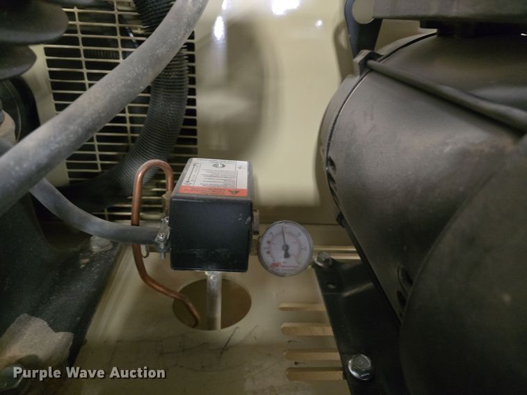 image for item DO5543 Ingersoll Rand 2475N7.5 air compressor