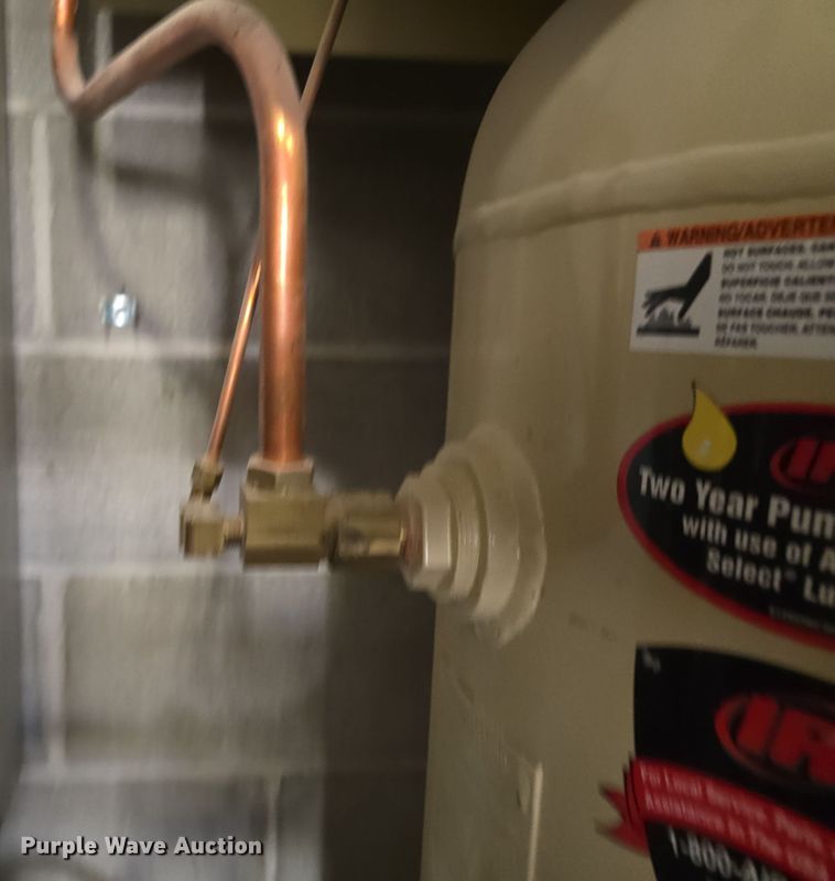 image for item DO5543 Ingersoll Rand 2475N7.5 air compressor