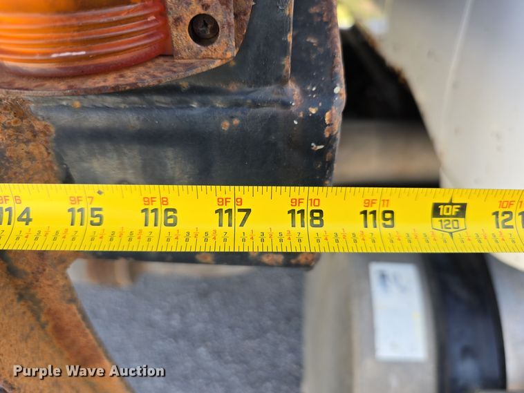 image for item DO5554 1995 White GMC WG dump truck