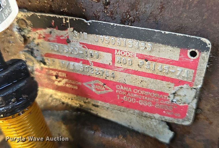 image for item DO5554 1995 White GMC WG dump truck