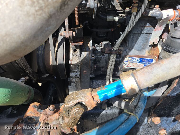 image for item DO5554 1995 White GMC WG dump truck