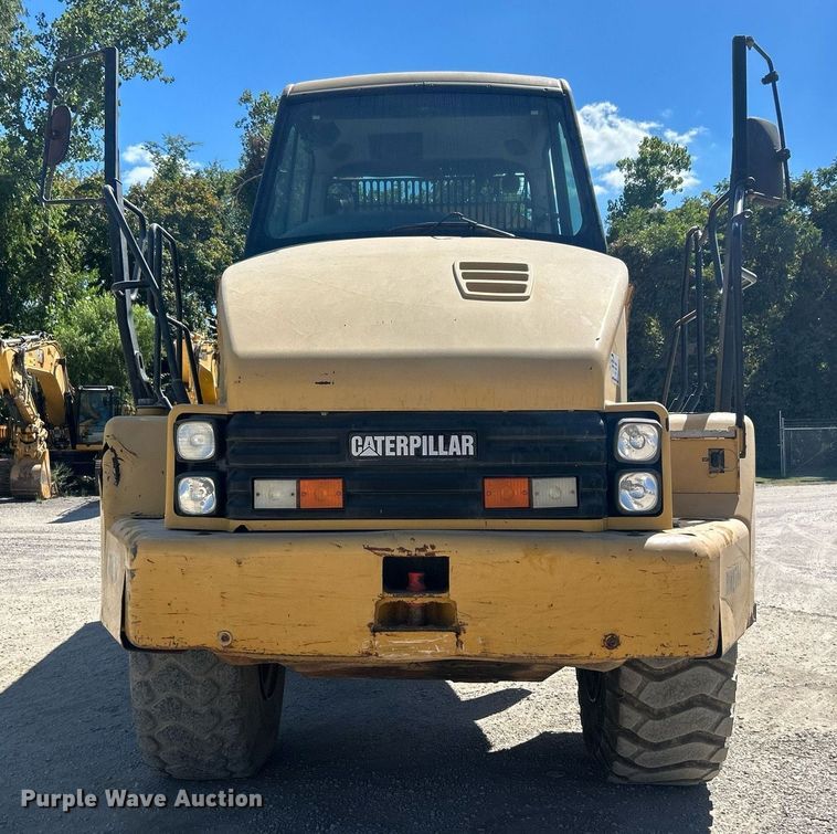 image for item DO7513 2010 Caterpillar  730 haul truck
