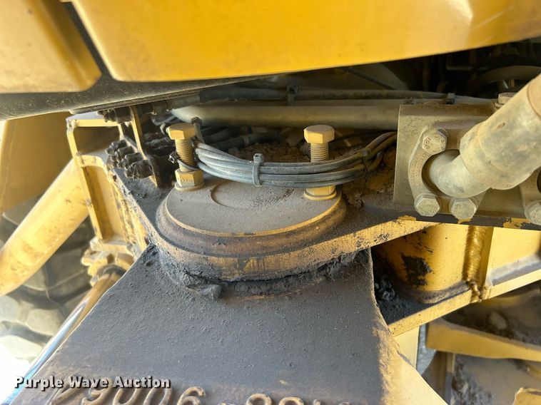 image for item DO7513 2010 Caterpillar  730 haul truck