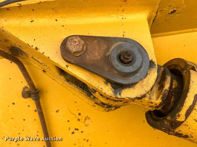 image for item DO7513 2010 Caterpillar  730 haul truck