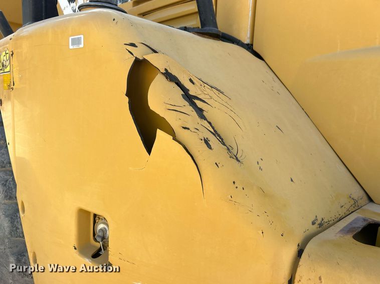 image for item DO7513 2010 Caterpillar  730 haul truck