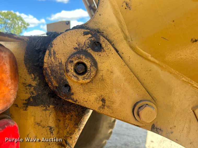 image for item DO7513 2010 Caterpillar  730 haul truck