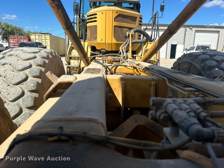 image for item DO7513 2010 Caterpillar  730 haul truck