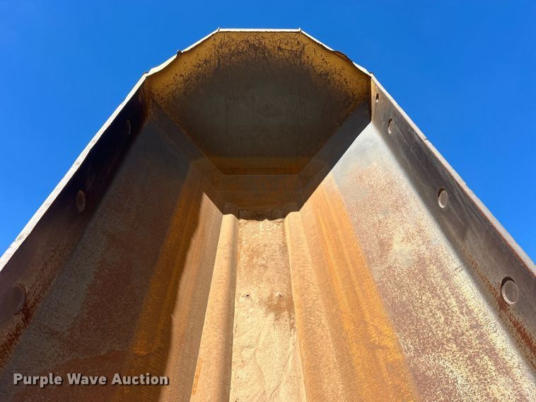 image for item DO7513 2010 Caterpillar  730 haul truck