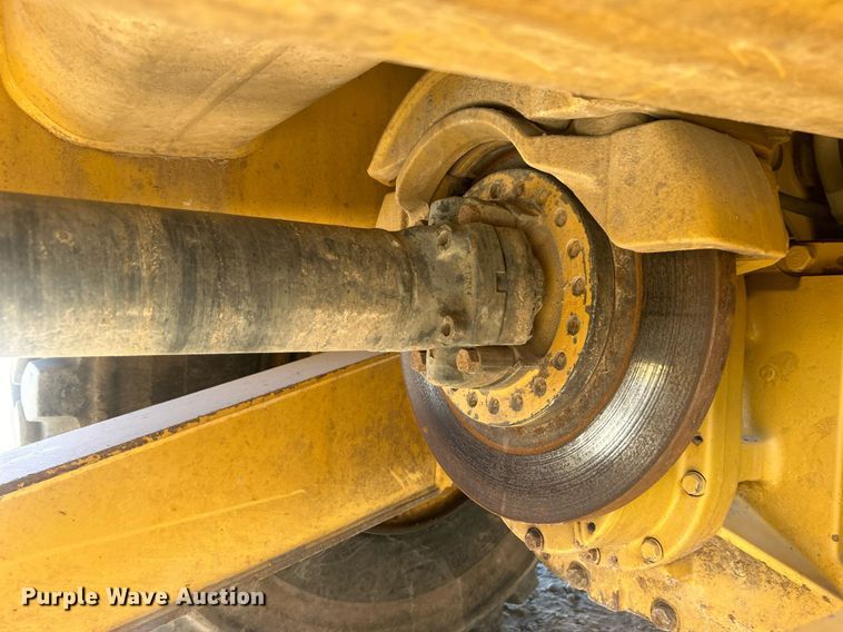 image for item DO7513 2010 Caterpillar  730 haul truck