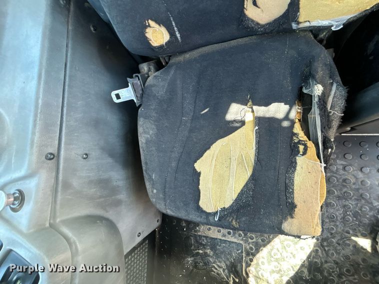 image for item DO7513 2010 Caterpillar  730 haul truck