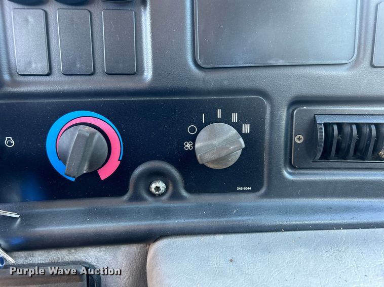 image for item DO7513 2010 Caterpillar  730 haul truck