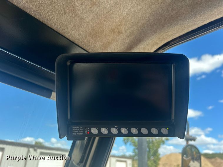 image for item DO7513 2010 Caterpillar  730 haul truck