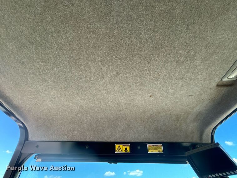 image for item DO7513 2010 Caterpillar  730 haul truck