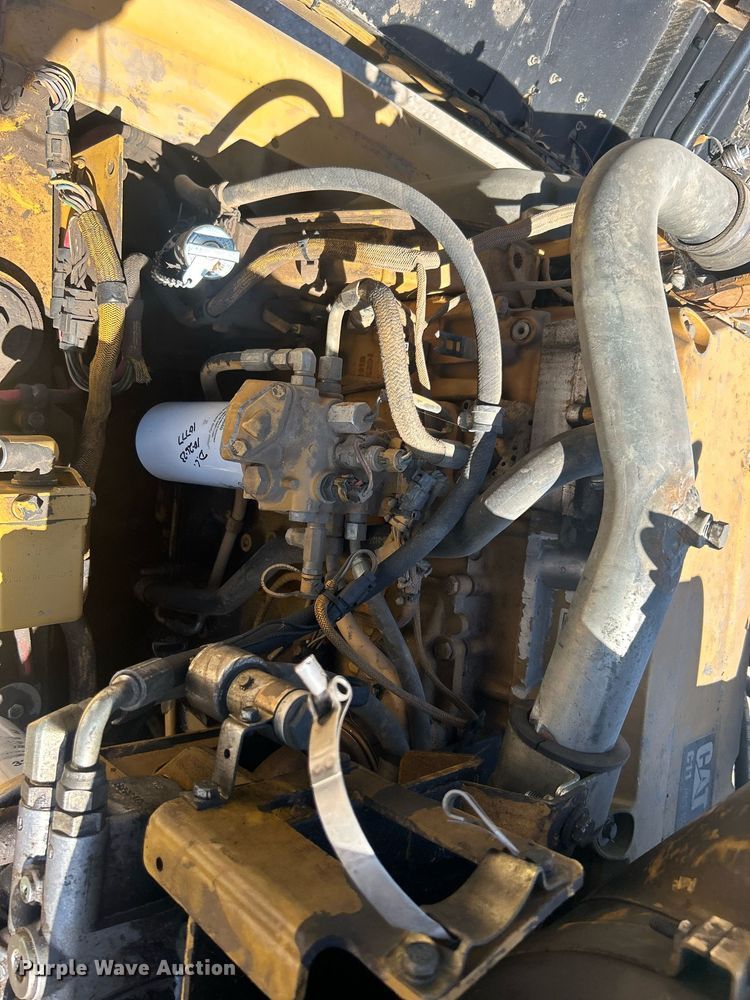 image for item DO7513 2010 Caterpillar  730 haul truck