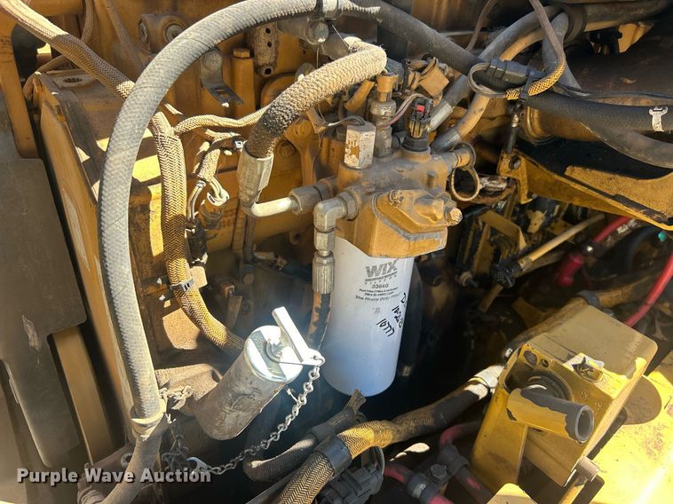 image for item DO7513 2010 Caterpillar  730 haul truck