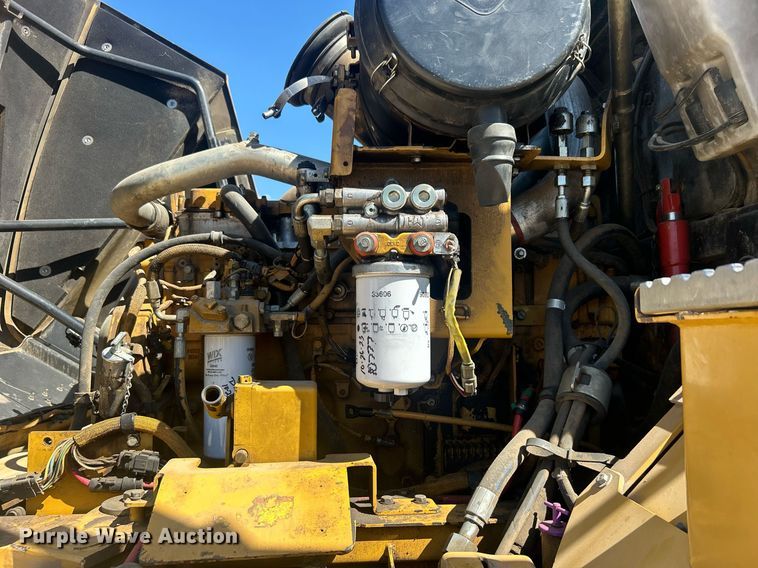 image for item DO7513 2010 Caterpillar  730 haul truck