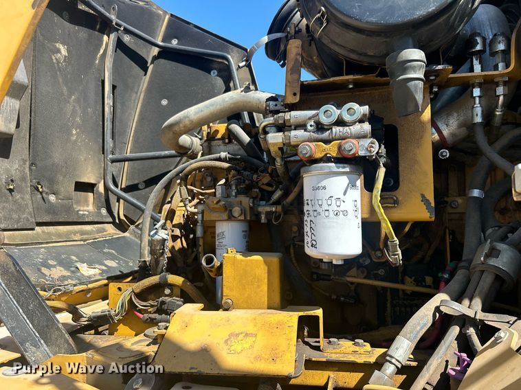 image for item DO7513 2010 Caterpillar  730 haul truck