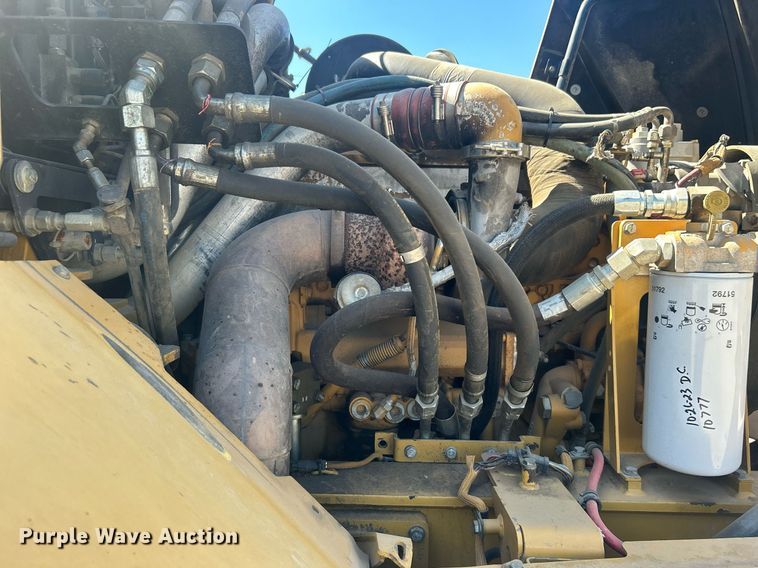 image for item DO7513 2010 Caterpillar  730 haul truck