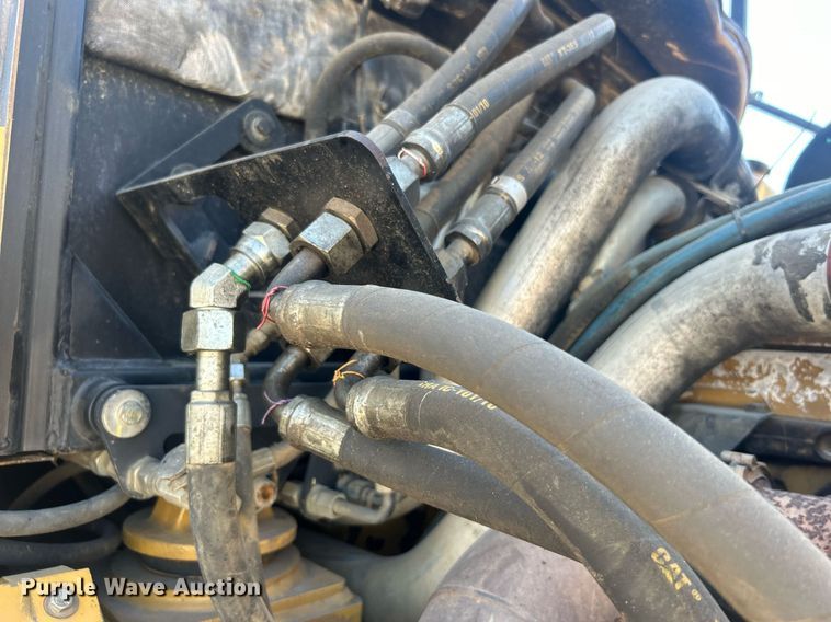 image for item DO7513 2010 Caterpillar  730 haul truck