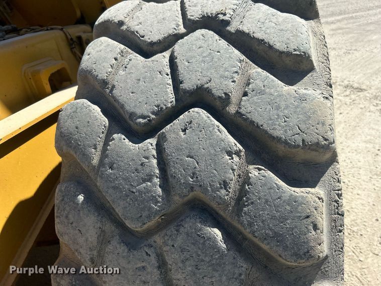 image for item DO7513 2010 Caterpillar  730 haul truck