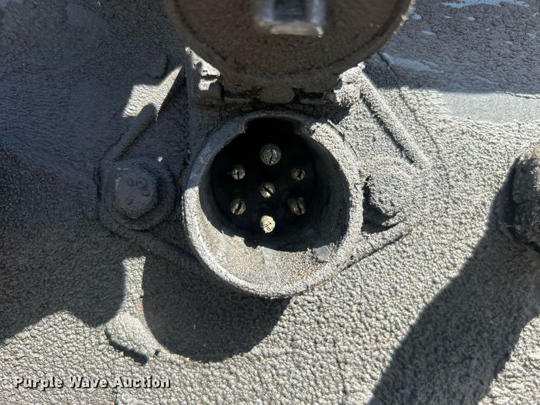 image for item DO7514 2001 Trail-Eze DHT7048 drop deck hydraulic tail equipment trailer