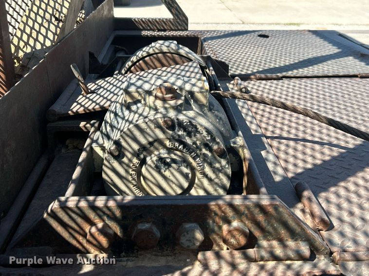 image for item DO7514 2001 Trail-Eze DHT7048 drop deck hydraulic tail equipment trailer