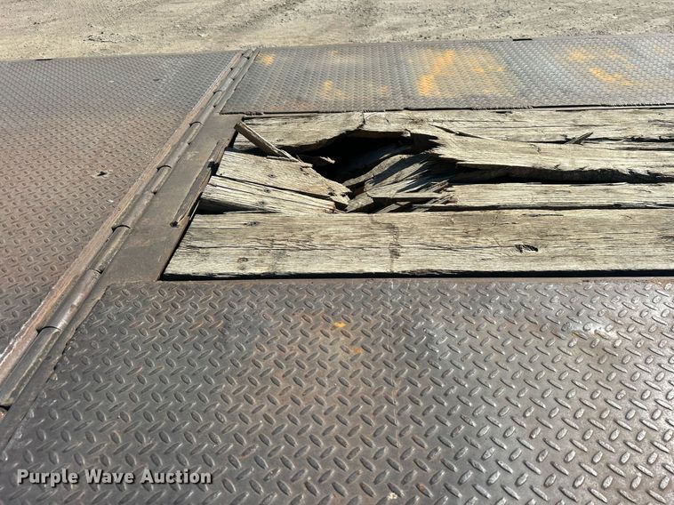 image for item DO7514 2001 Trail-Eze DHT7048 drop deck hydraulic tail equipment trailer