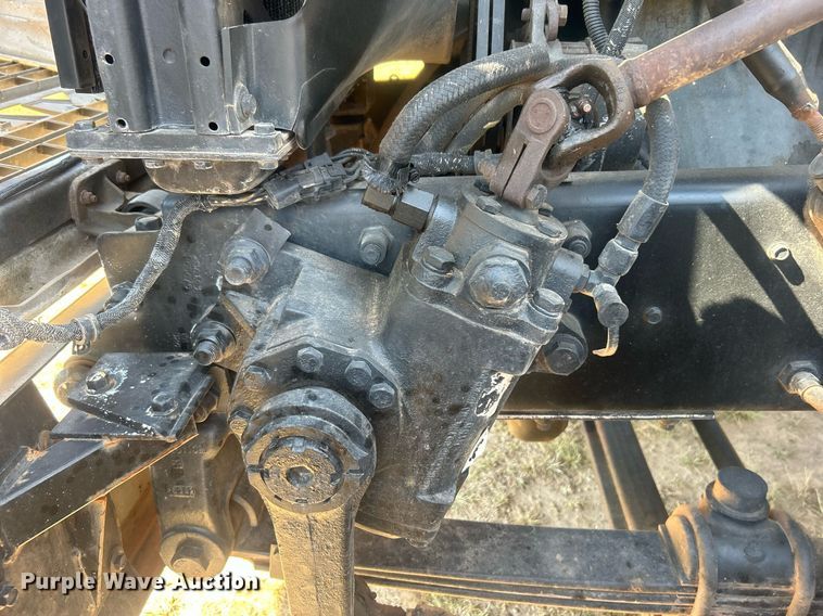 image for item DO7548 1994 Mack CH613 semi truck