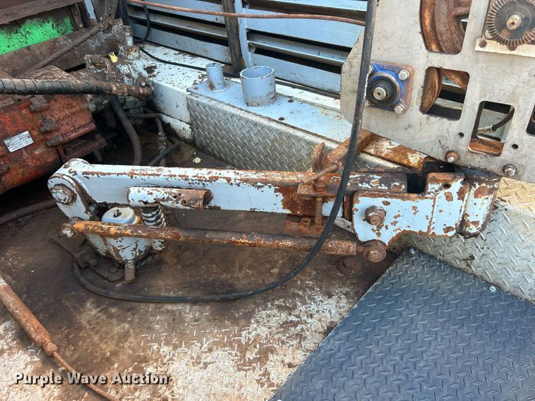 image for item DO7549 2007 International  4300 wireline truck