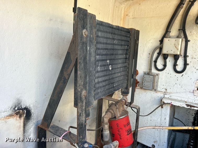 image for item DO7549 2007 International  4300 wireline truck