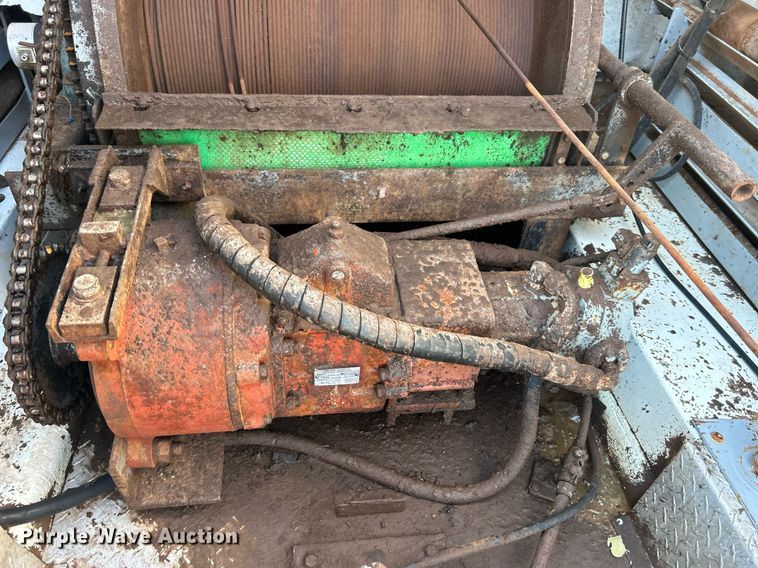 image for item DO7549 2007 International  4300 wireline truck