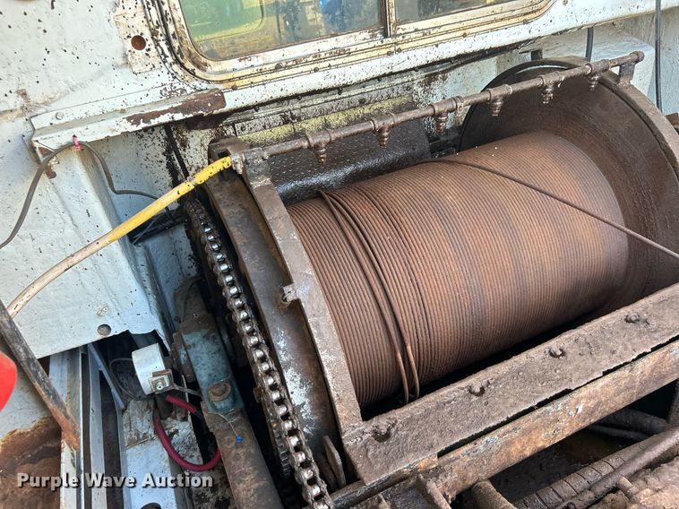 image for item DO7549 2007 International  4300 wireline truck