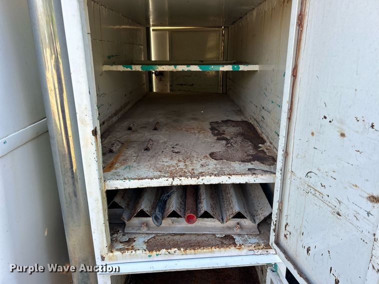 image for item DO7549 2007 International  4300 wireline truck