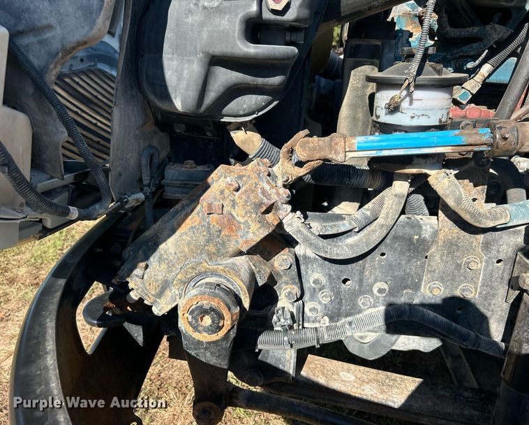 image for item DO7549 2007 International  4300 wireline truck