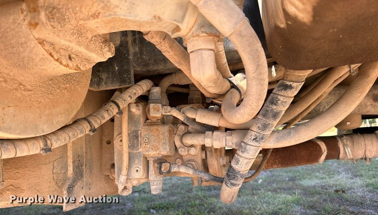 image for item DO7549 2007 International  4300 wireline truck