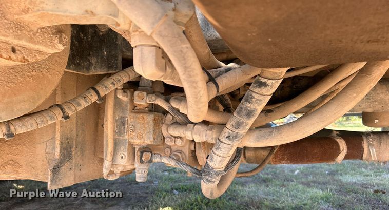 image for item DO7549 2007 International  4300 wireline truck