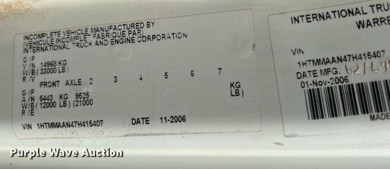 image for item DO7549 2007 International  4300 wireline truck