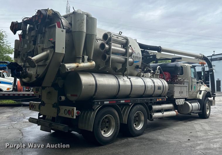 image for item DP8419 2012 International  7500 sewer jetter truck