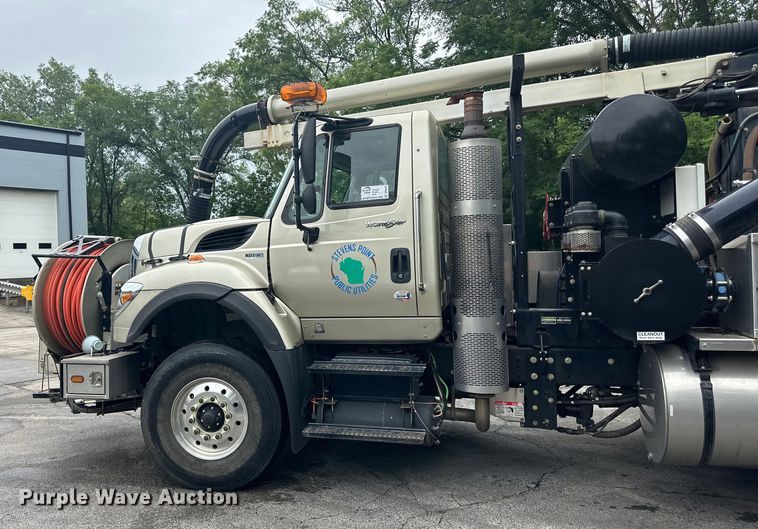 image for item DP8419 2012 International  7500 sewer jetter truck
