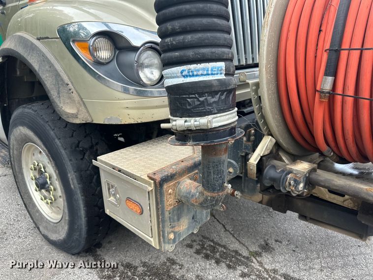 image for item DP8419 2012 International  7500 sewer jetter truck