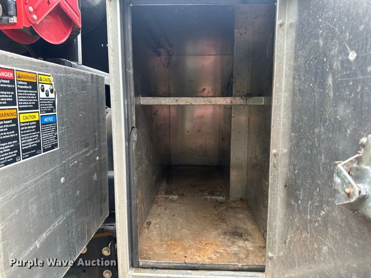 image for item DP8419 2012 International  7500 sewer jetter truck