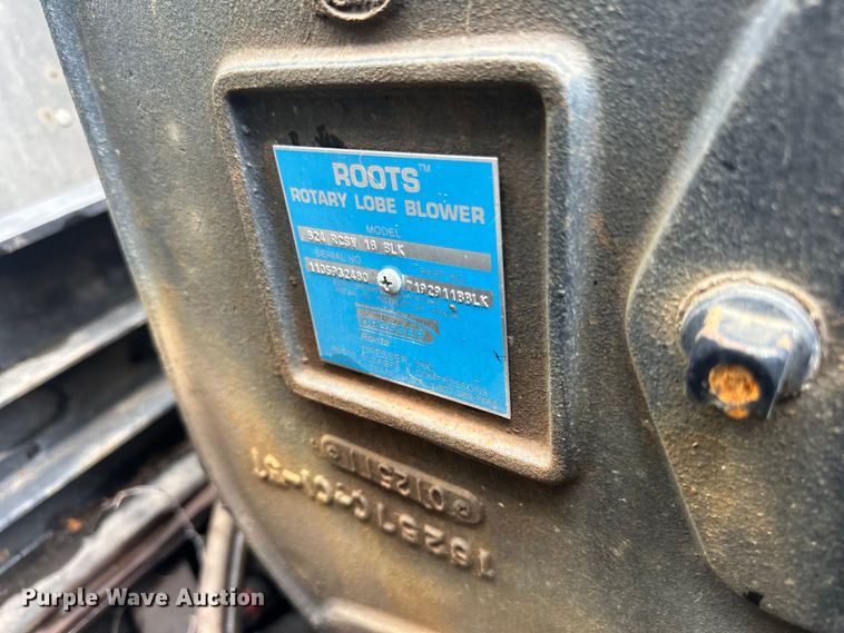 image for item DP8419 2012 International  7500 sewer jetter truck