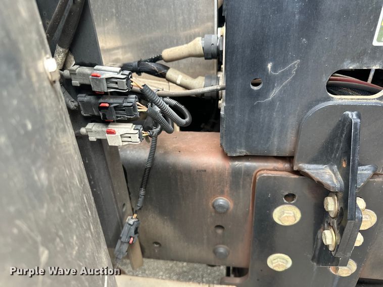 image for item DP8419 2012 International  7500 sewer jetter truck