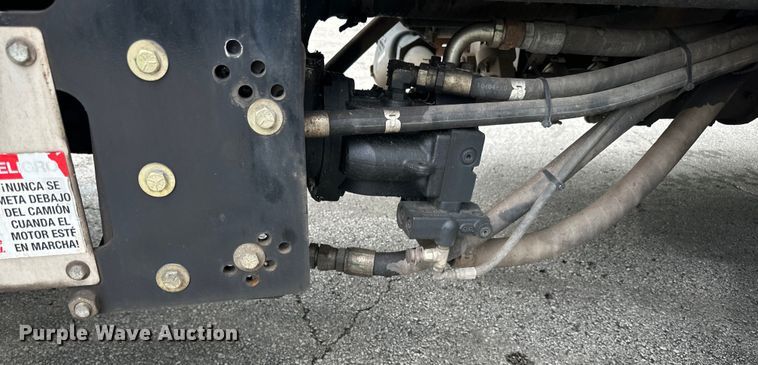 image for item DP8419 2012 International  7500 sewer jetter truck