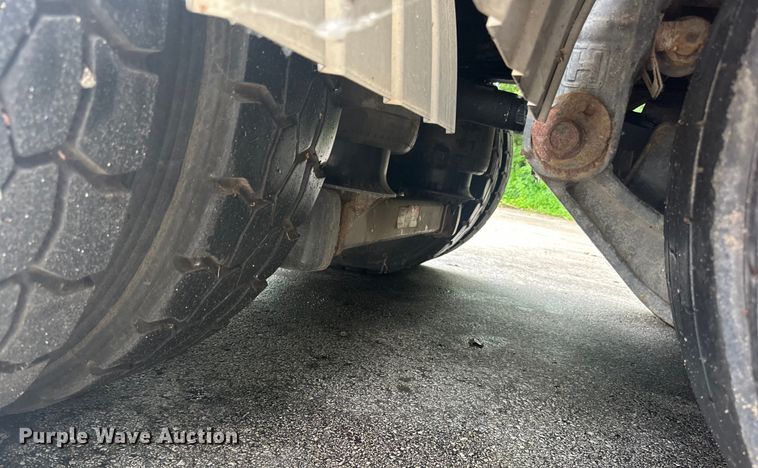 image for item DP8419 2012 International  7500 sewer jetter truck